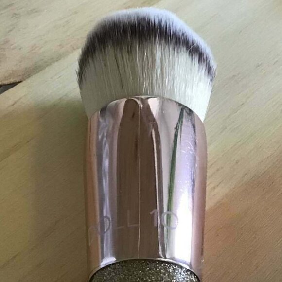 Doll 10 Kabuki Brush No. 9 - Brand New! Beautiful! BLING! LIMITED EDITION - Picture 5 of 8